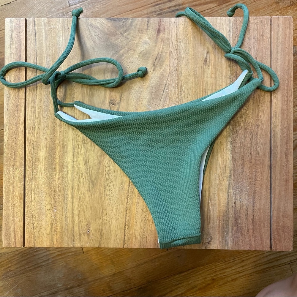 Green Ribbed Bikini - Picture 4 of 5